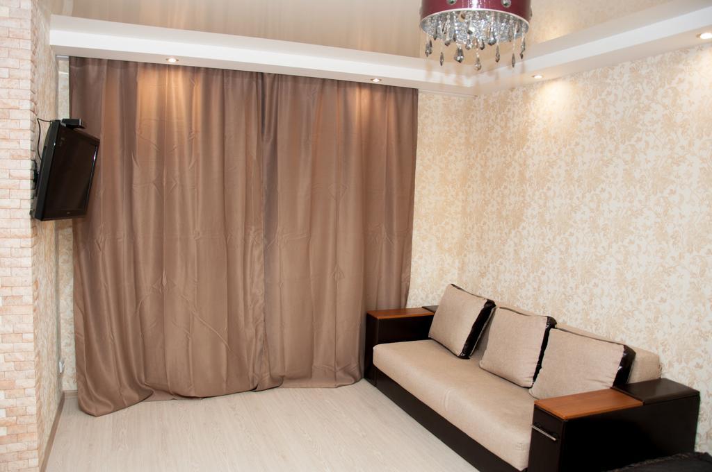 Apartment On Bogatyrskaya 6A كييف المظهر الخارجي الصورة